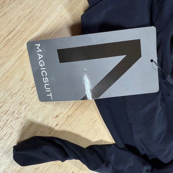 Magicsuit NWT Bianca One Piece Romper Swimsuit Black Size 14 Halter Wireless Bra - Picture 4 of 11